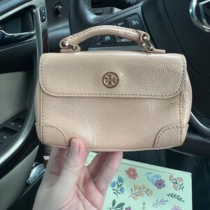 Tory Burch Peach Patent Leather Robinson Wallet